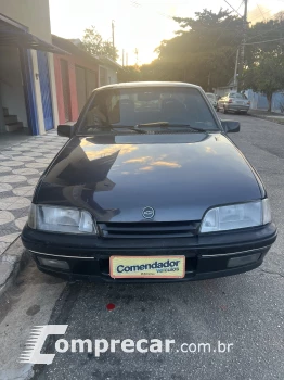 MONZA 2.0 EFI GLS 8V