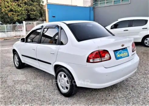 Classic Sedan 1.0 4P VHCE FLEX LS