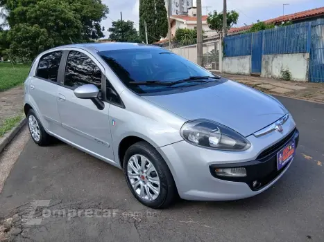 Fiat PUNTO 1.4 Attactive 8V 4 portas