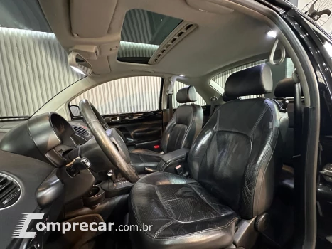 NEW BEETLE 2.0 MI 8V GASOLINA 2P TIPTRONIC