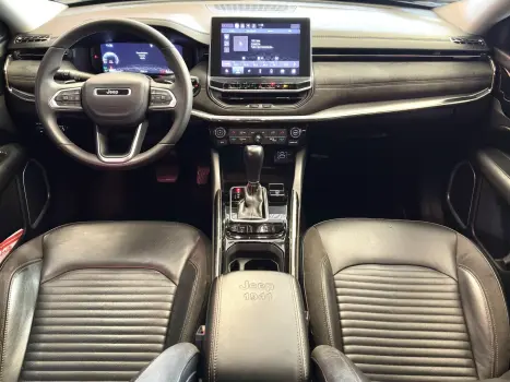 COMMANDER 1.3 T270 TURBO FLEX LIMITED AT6