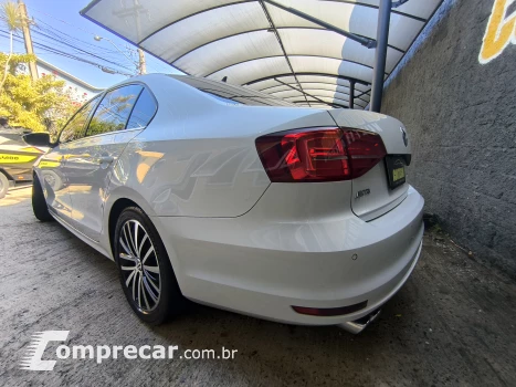 JETTA 2.0 TSI Highline 211cv