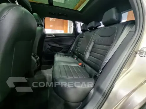 TAOS 1.4 250 TSI HIGHLINE