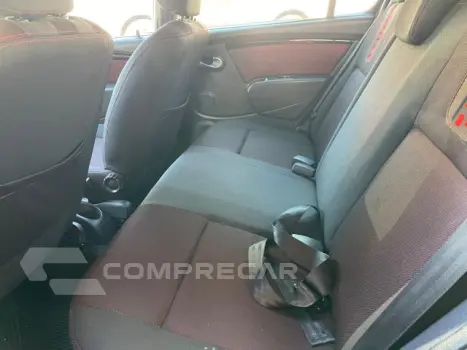 SANDERO - 1.6 STEPWAY 8V 4P MANUAL