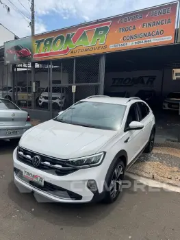 Volkswagen Nivus Highline 1.0 200 TSI Flex Aut. 4 portas