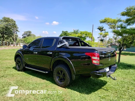 L200 TRITON 2.4 16V Turbo Sport HPE TOP CD 4X4