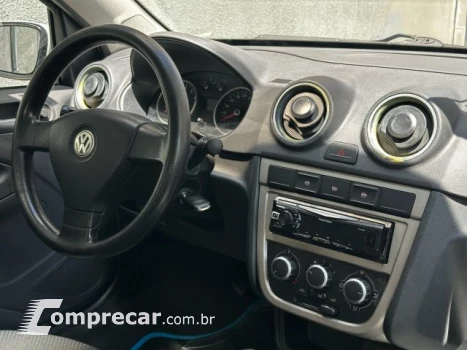 VOYAGE - 1.0 MI 8V 4P MANUAL