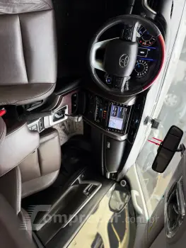 HILUX SW4 2.8 D-4d Turbo SRX 7L 4X4