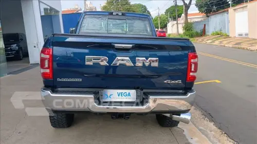 3500 6.7 I6 Turbo Laramie CD 4X4