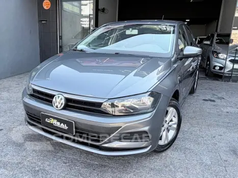 Volkswagen POLO 1.0 MPI TOTAL FLEX MANUAL 4 portas