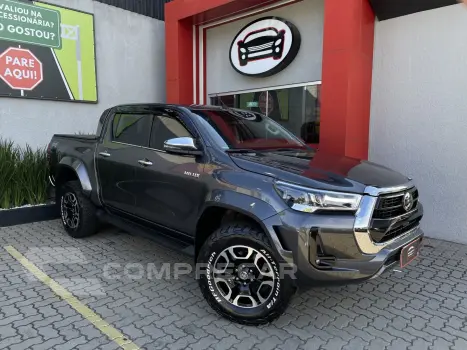 HILUX 2.8 D-4D TURBO DIESEL CD SRX PLUS 4X4 AUTOMÁTICO