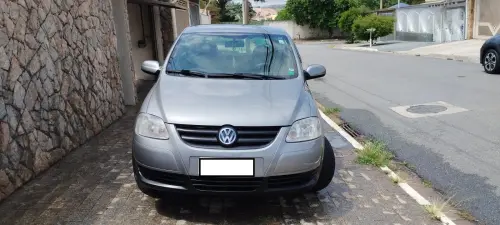 Volkswagen FOX 1.6 MI Plus 8V 4 portas