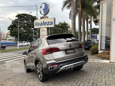 TAOS Highline 1.4 250 TSI Flex Aut.