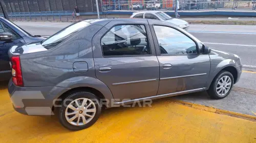 LOGAN 1.0 12V SCE Expression