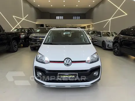 UP 1.0 170 TSI TOTAL FLEX XTREME 4P