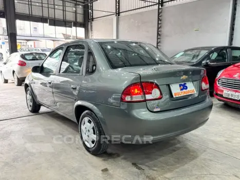CLASSIC - 1.0 MPFI LS 8V 4P MANUAL