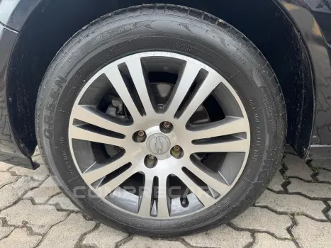 VECTRA 2.0 MPFI GT Hatch 8V