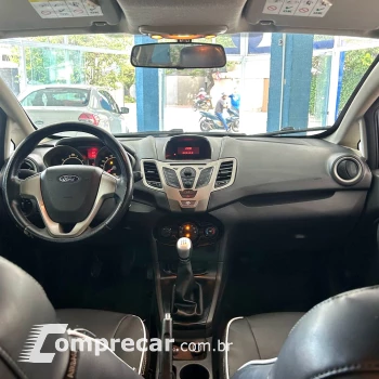 FIESTA 1.0 MPI First Sedan 8V