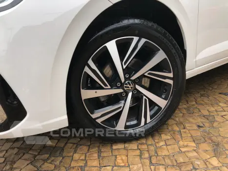 Virtus 1.0 200 Tsi Highline Automático