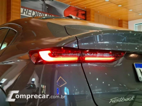 FASTBACK AUDACE 200 TB AUT (HIBRÍDO)