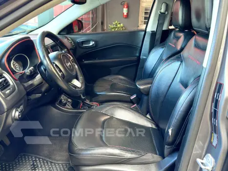 COMPASS 2.0 16V DIESEL TRAILHAWK 4X4 AUTOMÁTICO