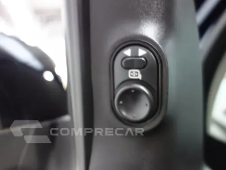 SPIN - 1.8 ACTIV 8V 4P AUTOMÁTICO