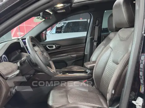 COMMANDER 1.3 T270 TURBO FLEX OVERLAND AT6