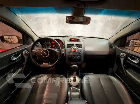 Megane Grand Tour 2.0 16V 4P DYNAMIQUE AUTOMÁTICO