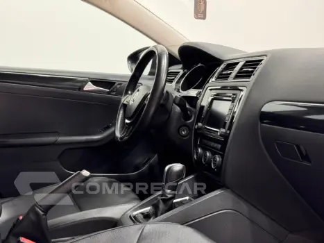 JETTA 2.0 TSI HIGHLINE 211CV GASOLINA 4P TIPTRONIC