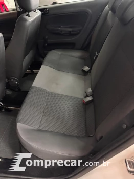 VOYAGE 1.0 12V MPI Totalflex Trendline