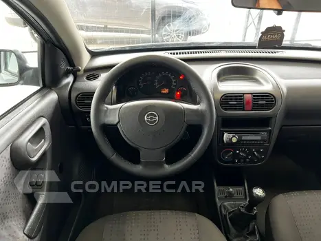 CORSA 1.4 MPFI Maxx Sedan 8V