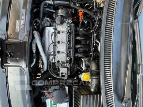 Space Cross 1.6 Mi 8V Flex 4P Manual