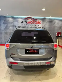 Outlander 2.0 16V 4P AUTOMÁTICO