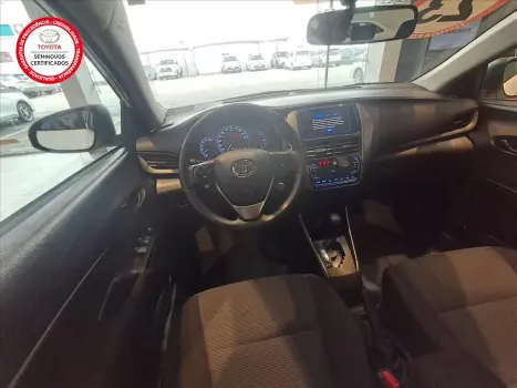 YARIS 1.5 16V FLEX SEDAN XL LIVE MULTIDRIVE