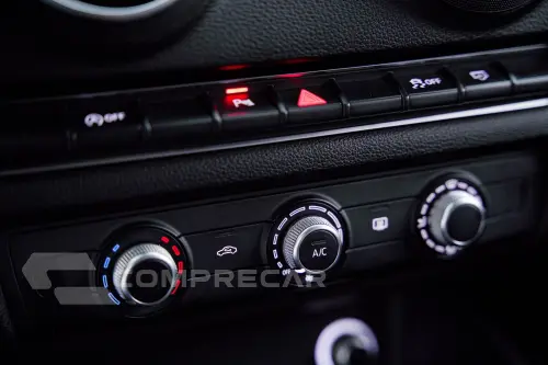 A3 Sedan Prestige 1.4 TFSI Flex Tip.