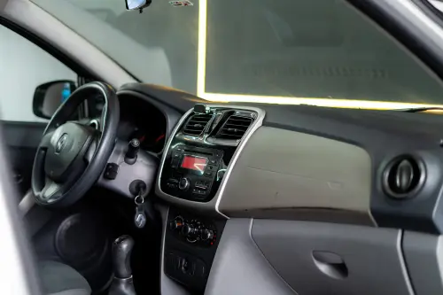 LOGAN 1.6 16V SCE Dynamique