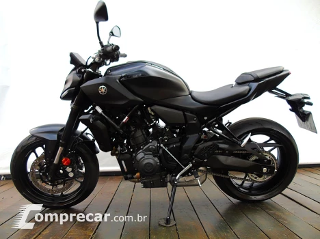 YAMAHA MT-07 CONNECTED ABS