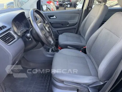 FOX - 1.0 MI 8V 4P MANUAL