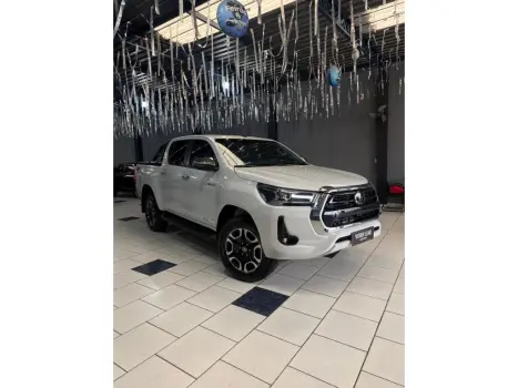 Toyota HILUX 2.8 D-4D TURBO DIESEL CD SRX 4X4 AUTOMÁTICO 4 portas