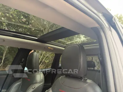 RENEGADE 1.3 T270 Turbo Trailhawk 4X4