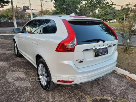 XC60 2.4 D5 Momentum AWD
