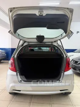 Fit LX 1.4/ 1.4 Flex 8V/16V 5p Mec.