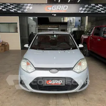 FIESTA 1.6 MPI Class Hatch 8V