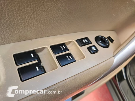 Sorento 2.4 16V 4x2 Aut.