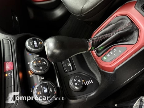 RENEGADE 2.0 16V Turbo Trailhawk 4X4