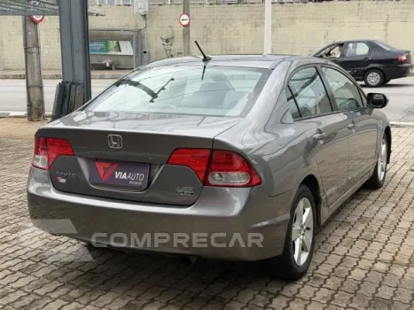 CIVIC - 1.8 LXS 16V 4P AUTOMÁTICO