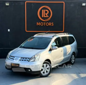 NISSAN GRAND LIVINA 1.8 SL 16V 4 portas