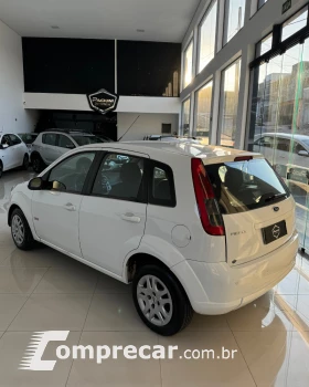 FIESTA 1.6 MPI Hatch 8V