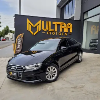 Audi A3 Sedan 1.4/ Attra. 16V TB FSI S-tronic 4 portas