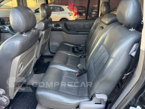 ZAFIRA - 2.0 MPFI ELEGANCE 8V 4P AUTOMÁTICO